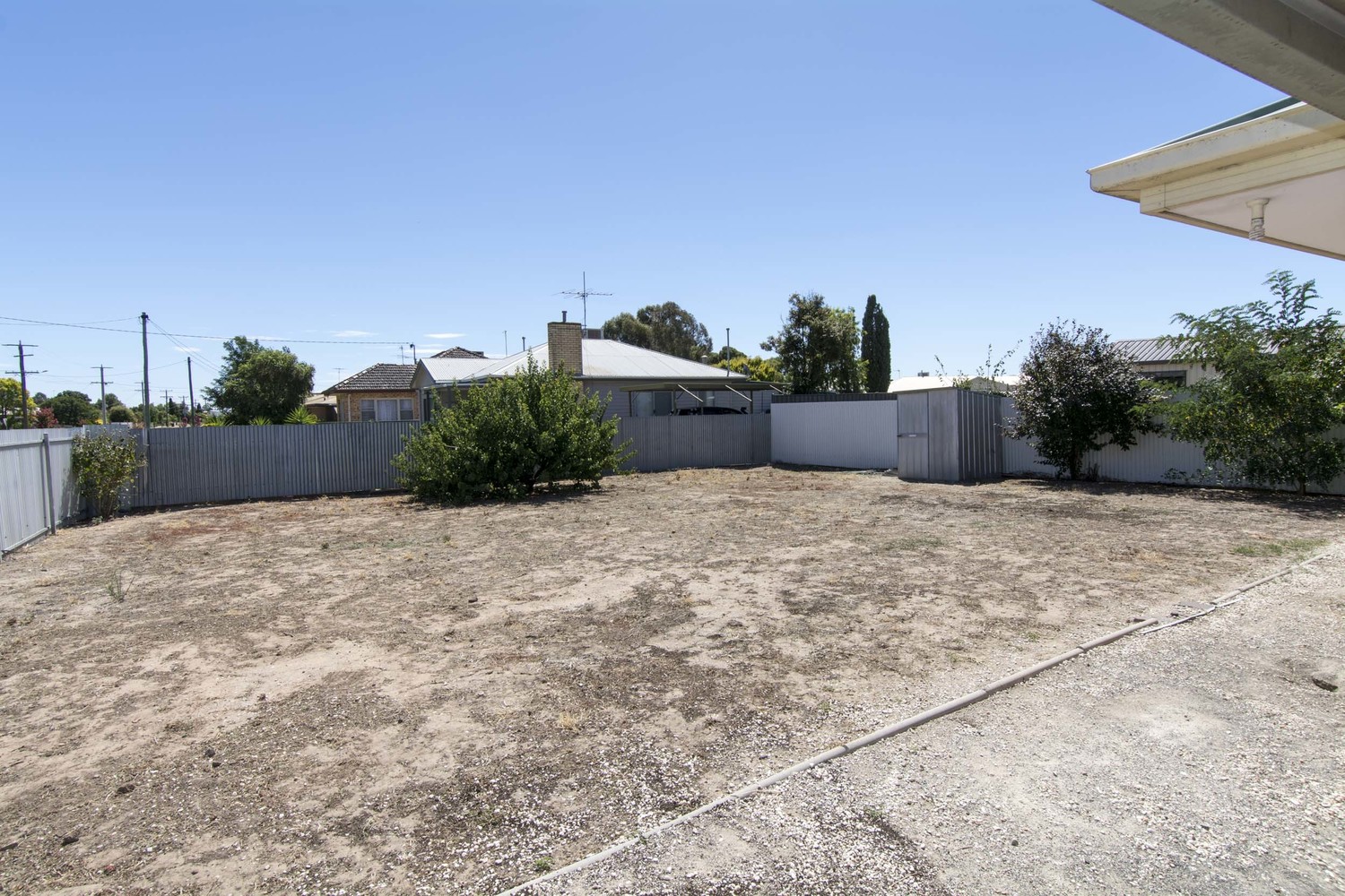 1 Mardon Drive, Horsham