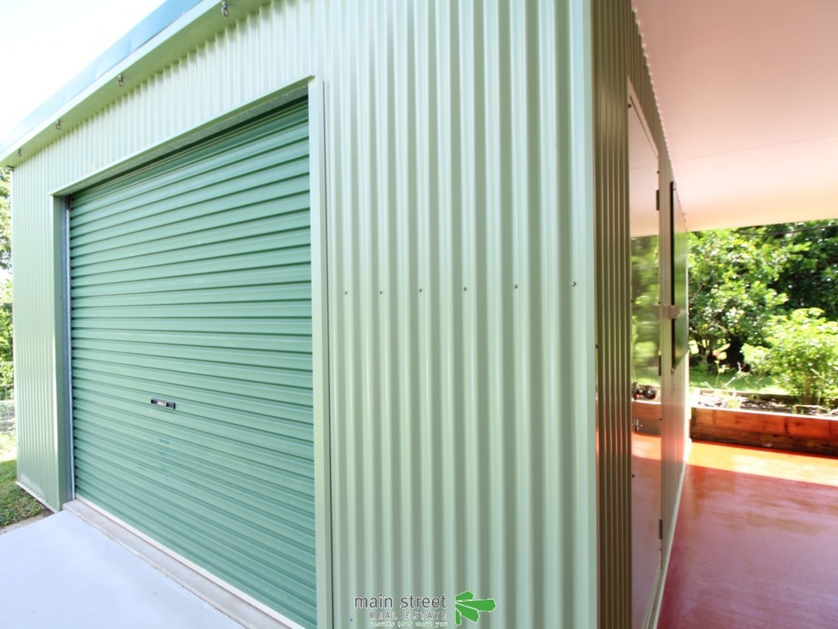 4 Paula Close, Atherton