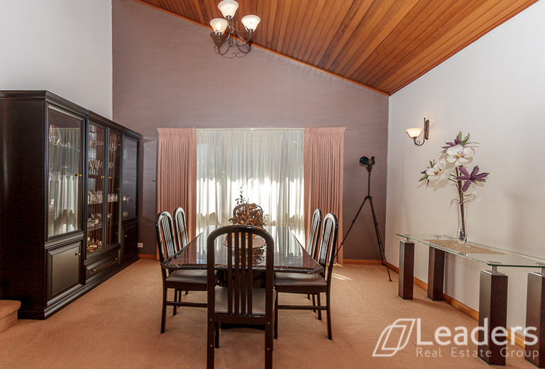 10 Thurza Court, Wheelers Hill
