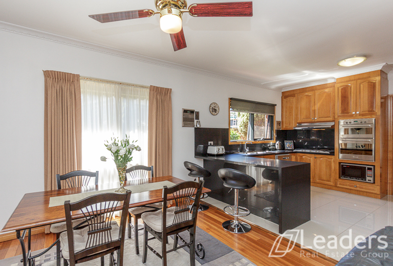 10 Thurza Court, Wheelers Hill