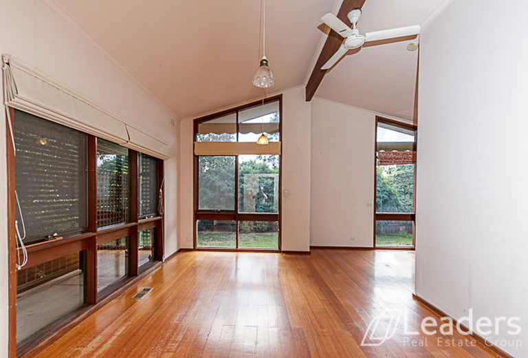 6 Wynyard Street, Glen Waverley