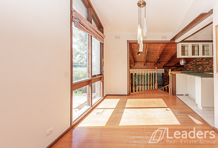6 Wynyard Street, Glen Waverley