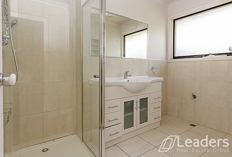 6 Wynyard Street, Glen Waverley