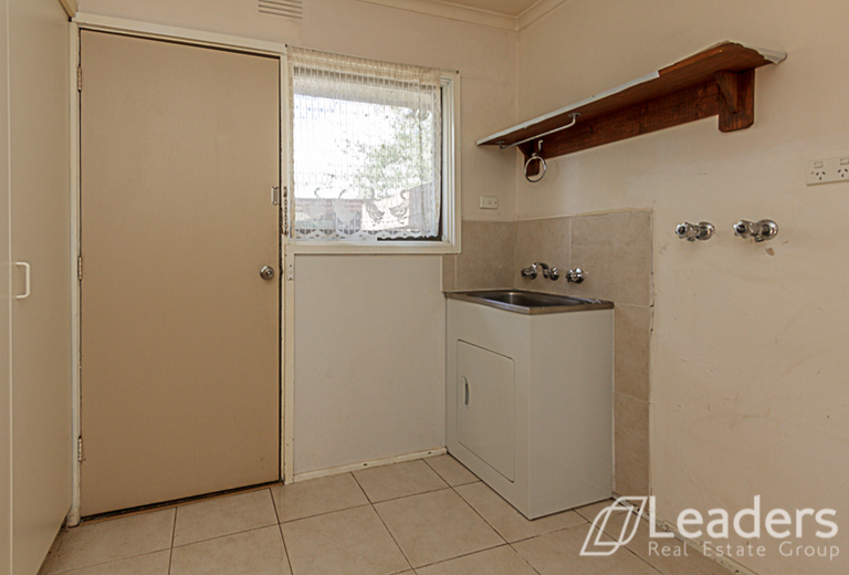6 Wynyard Street, Glen Waverley