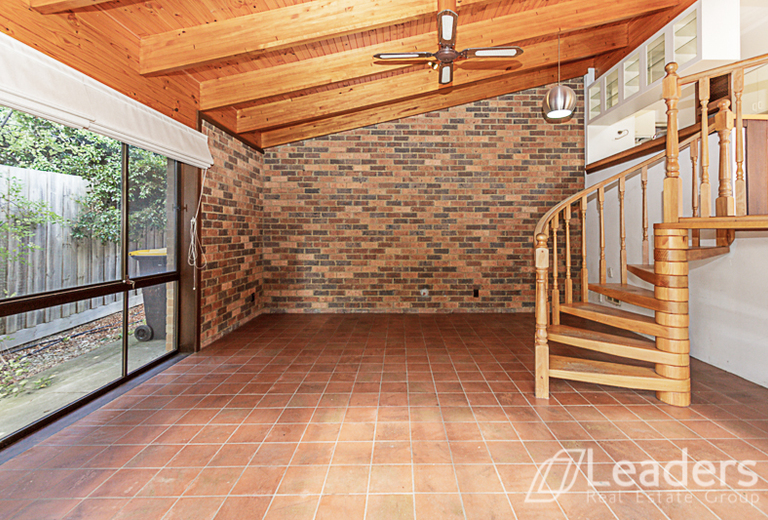 6 Wynyard Street, Glen Waverley