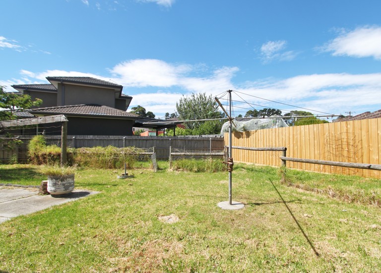 6 Lido Court, Oakleigh South
