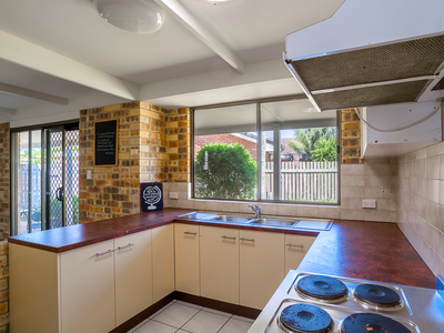 141 Cunningham st, Urangan