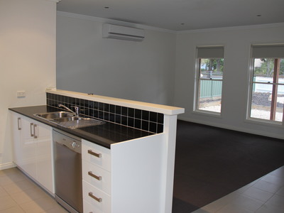 1 / 40 Playne Street, Heathcote