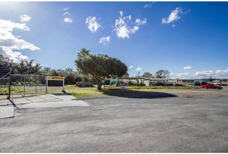 212-222 Old Dandenong Road, Heatherton