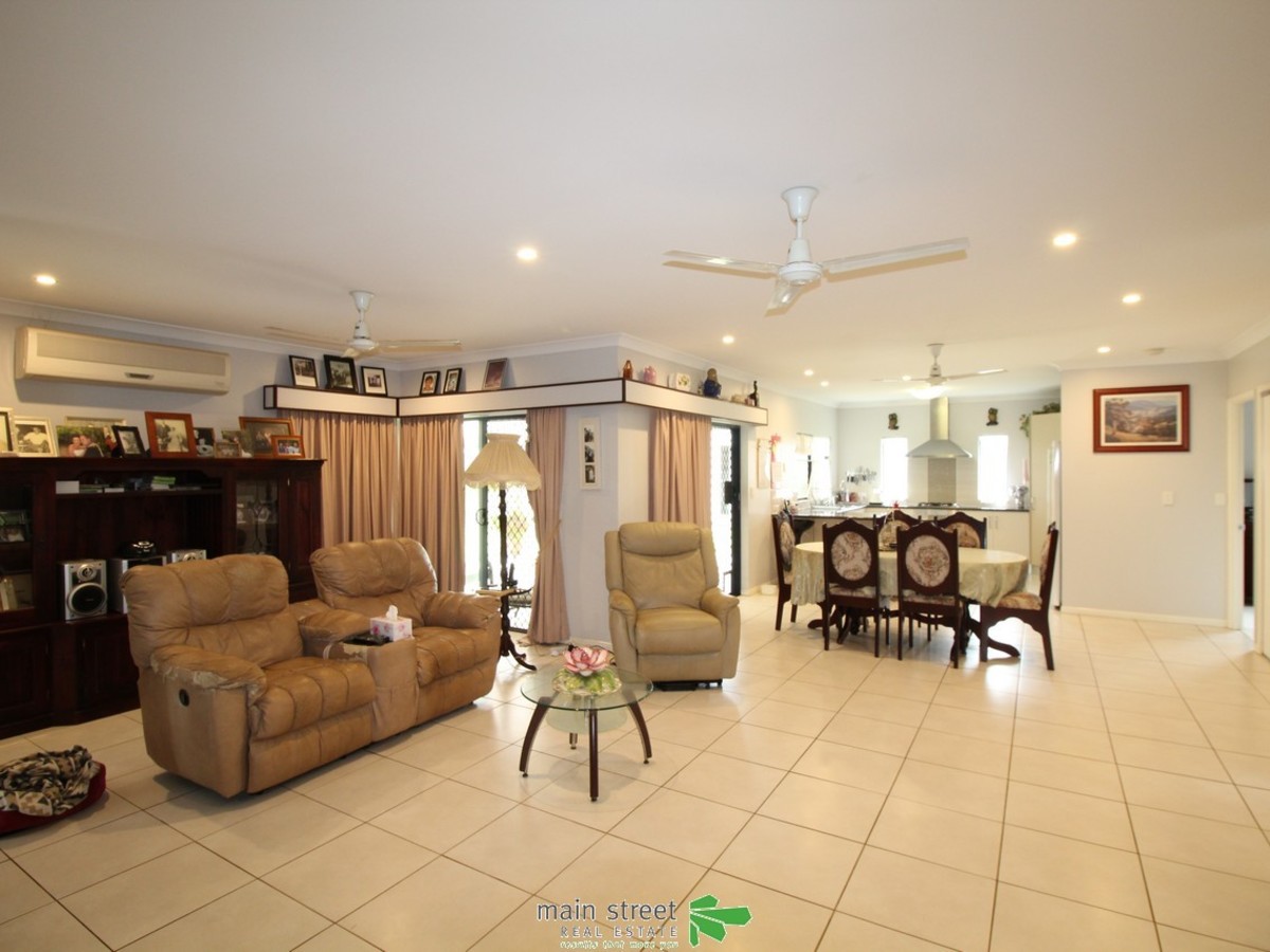46 JANDA STREET, Atherton
