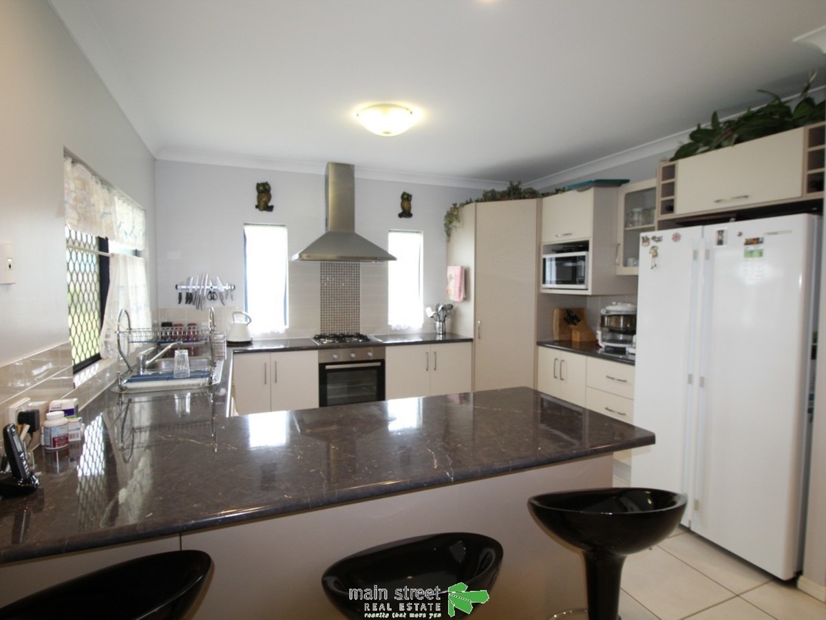 46 JANDA STREET, Atherton