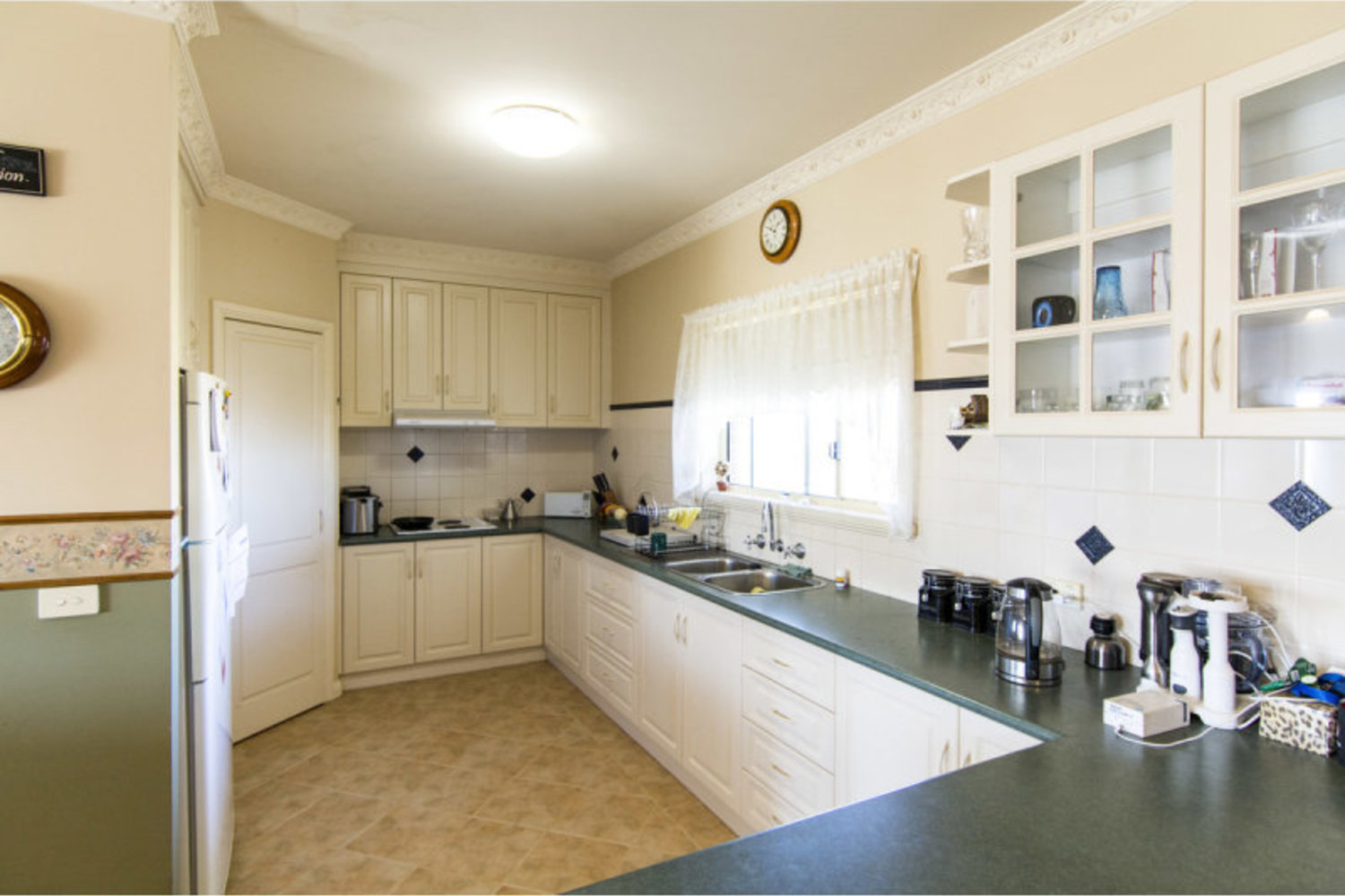 465 West Road, Horsham