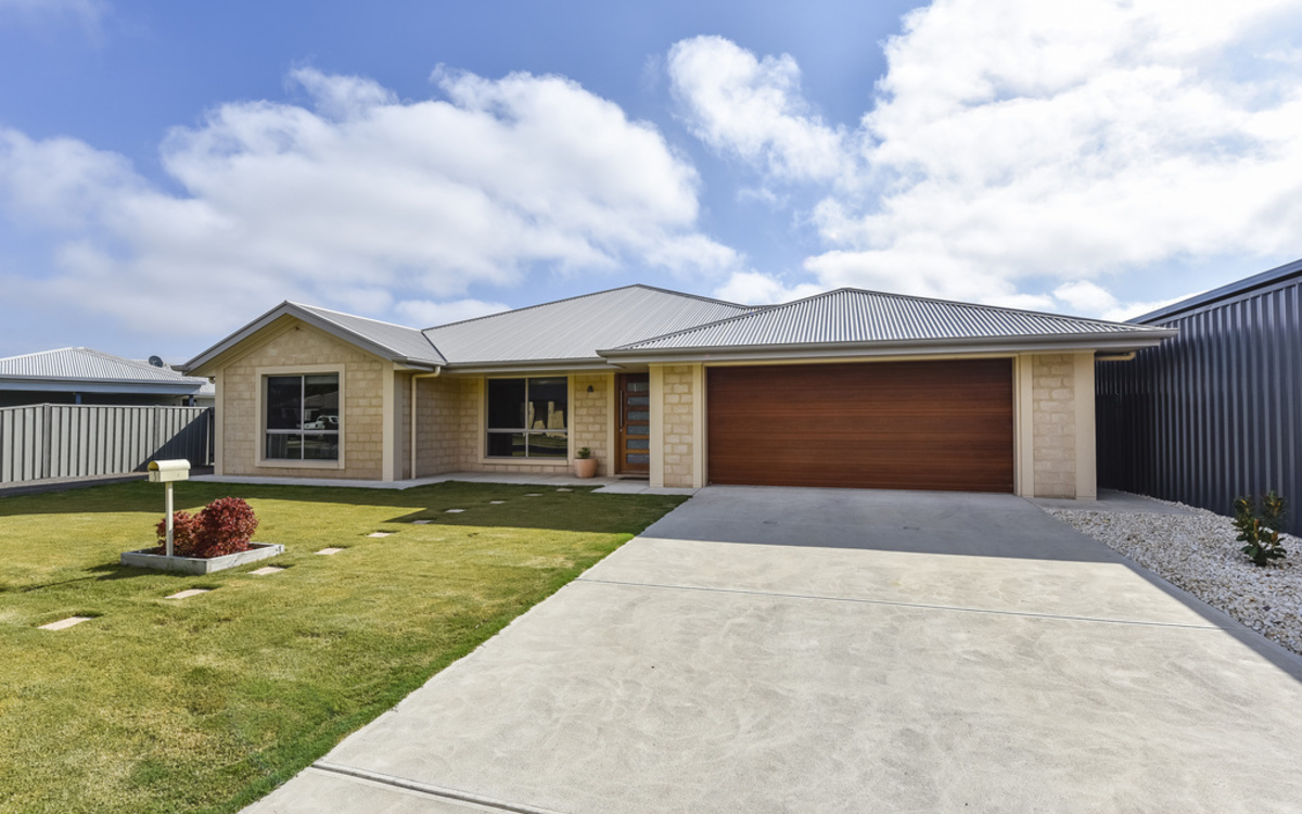 3 Harrington Street, Millicent