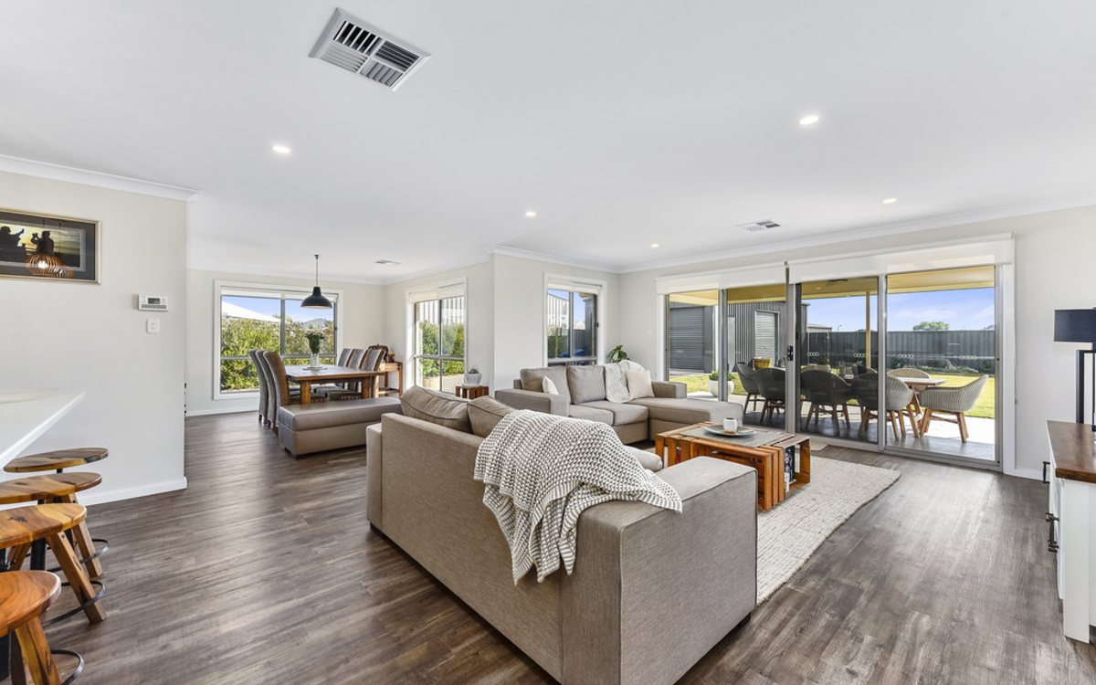 3 Harrington Street, Millicent