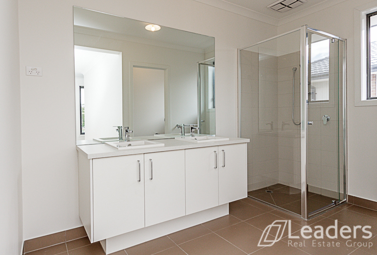 25 Danthonia Street, Coburg North