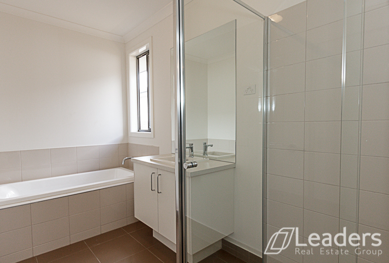 25 Danthonia Street, Coburg North