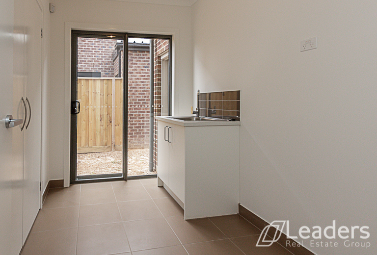 25 Danthonia Street, Coburg North