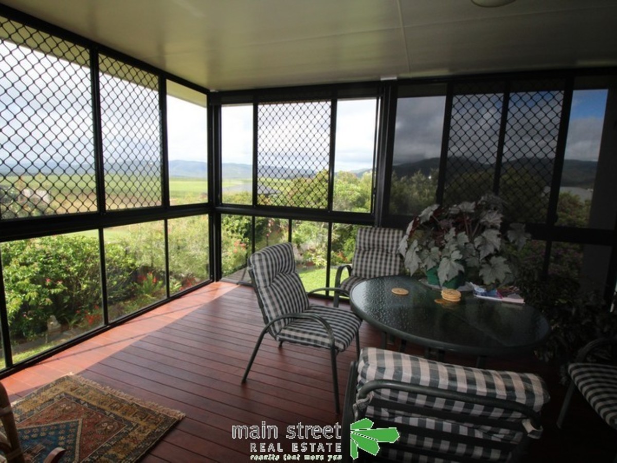 4 Lavender Cres, Atherton