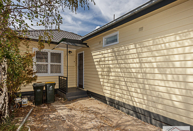 122 Perry Street, Collingwood
