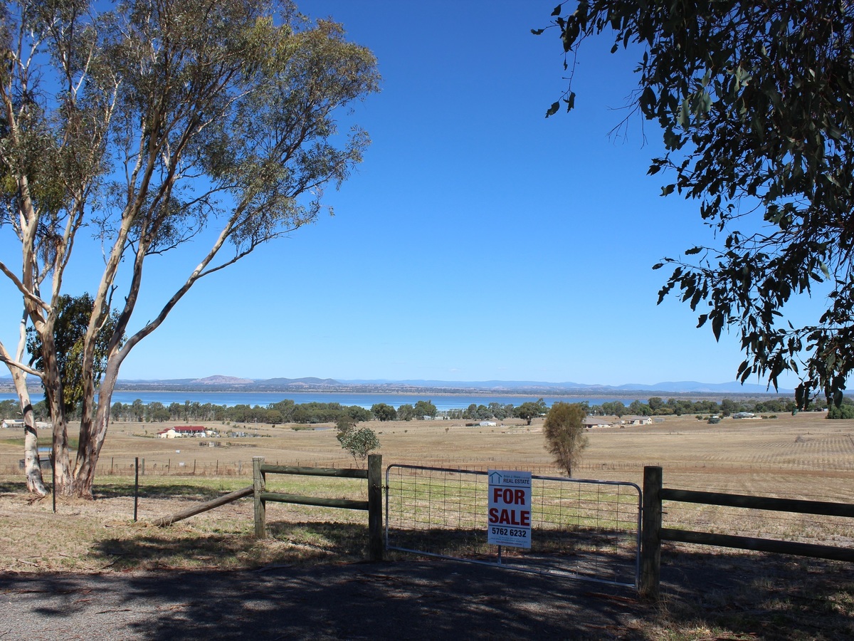 Lot 39, Lakeside Drive, Chesney Vale