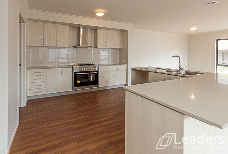 35 Danthonia Street, Coburg North