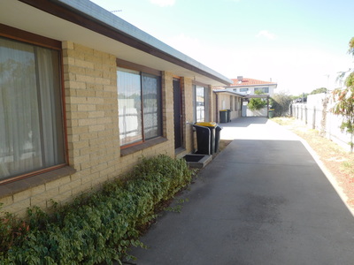 4 / 42 Williams Road, Horsham