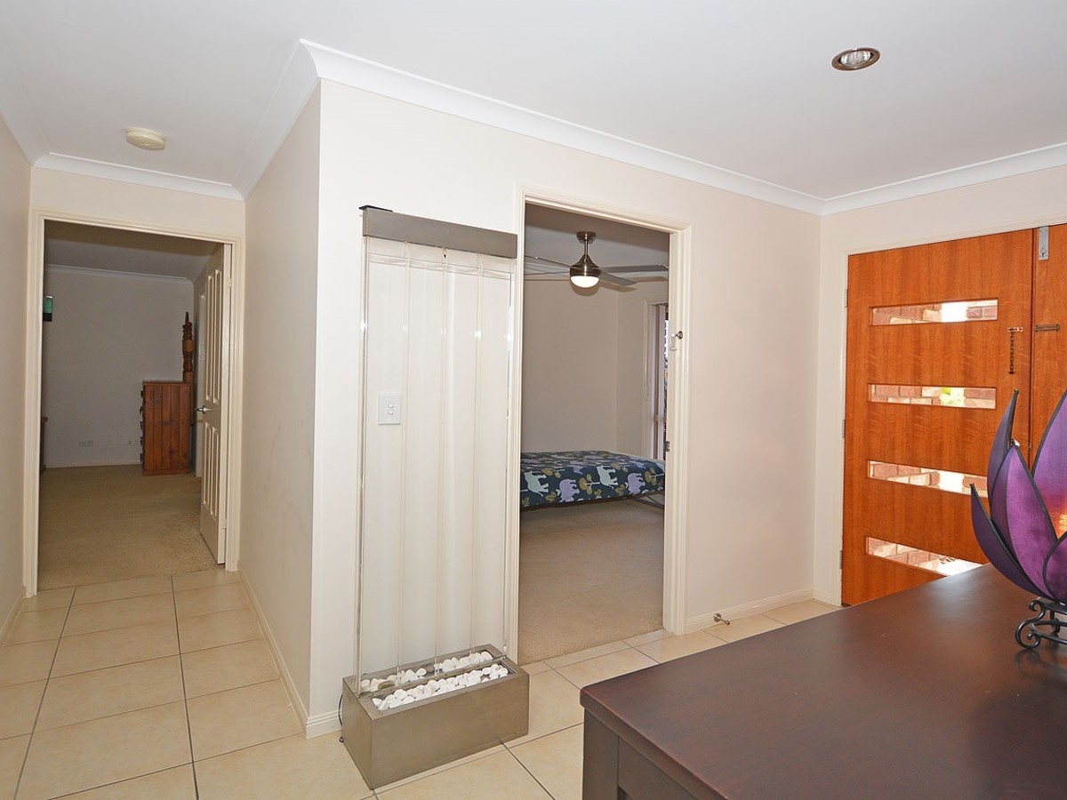 4 MONTUNA COURT, Wondunna