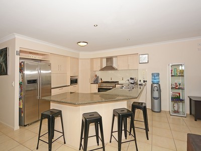 4 MONTUNA COURT, Wondunna