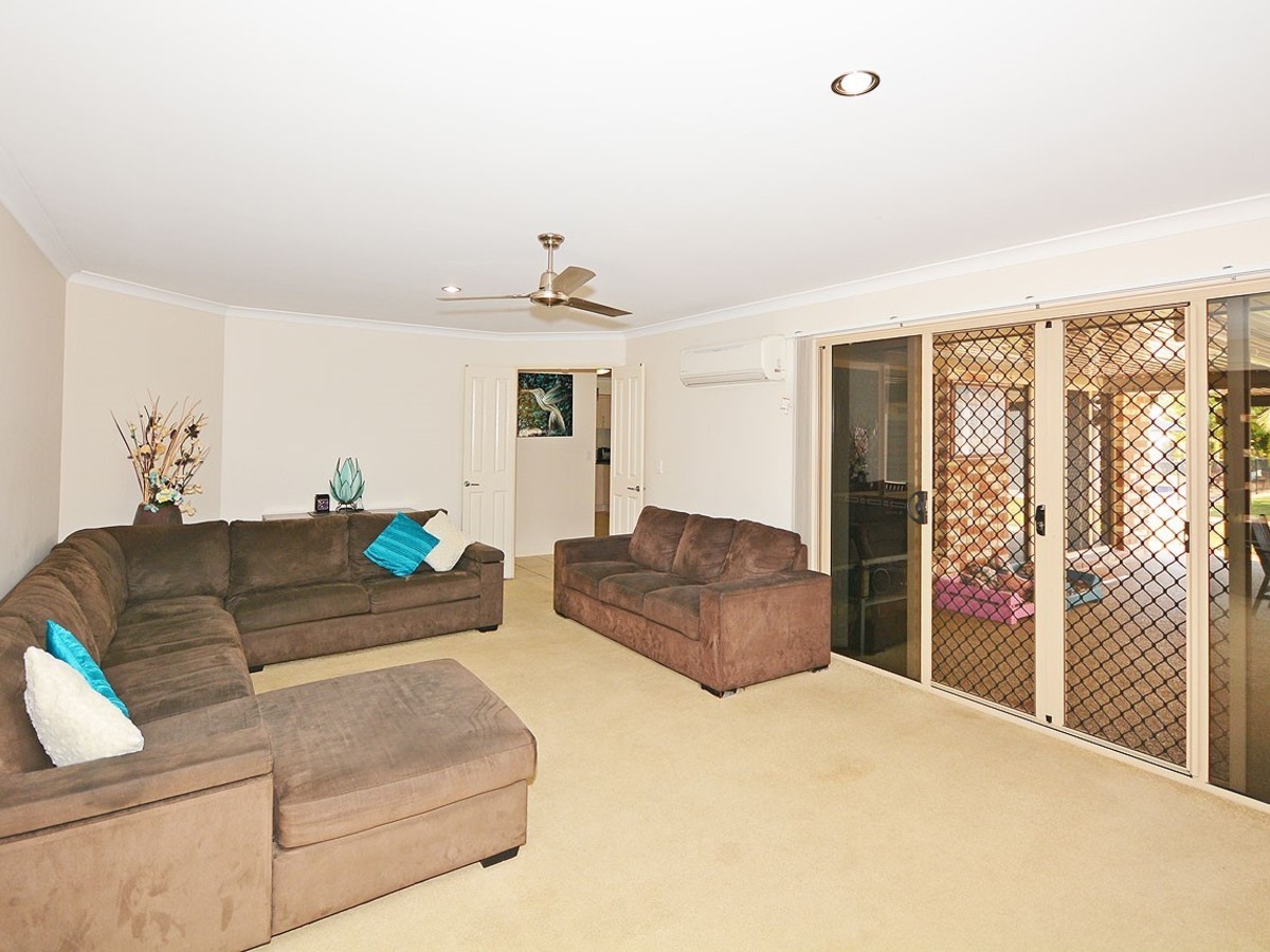 4 MONTUNA COURT, Wondunna