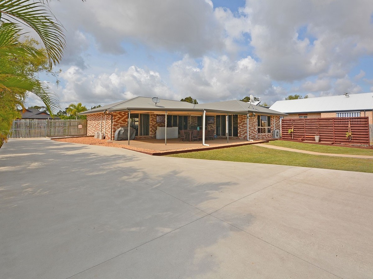 4 MONTUNA COURT, Wondunna