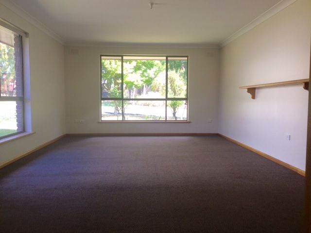 16 Tweed Crescent, Mount Gambier