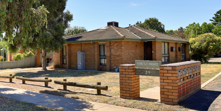 1 / 25 Hart Street, Euroa