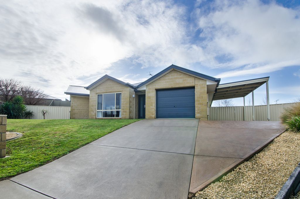 12 Gemstone Court, Mount Gambier