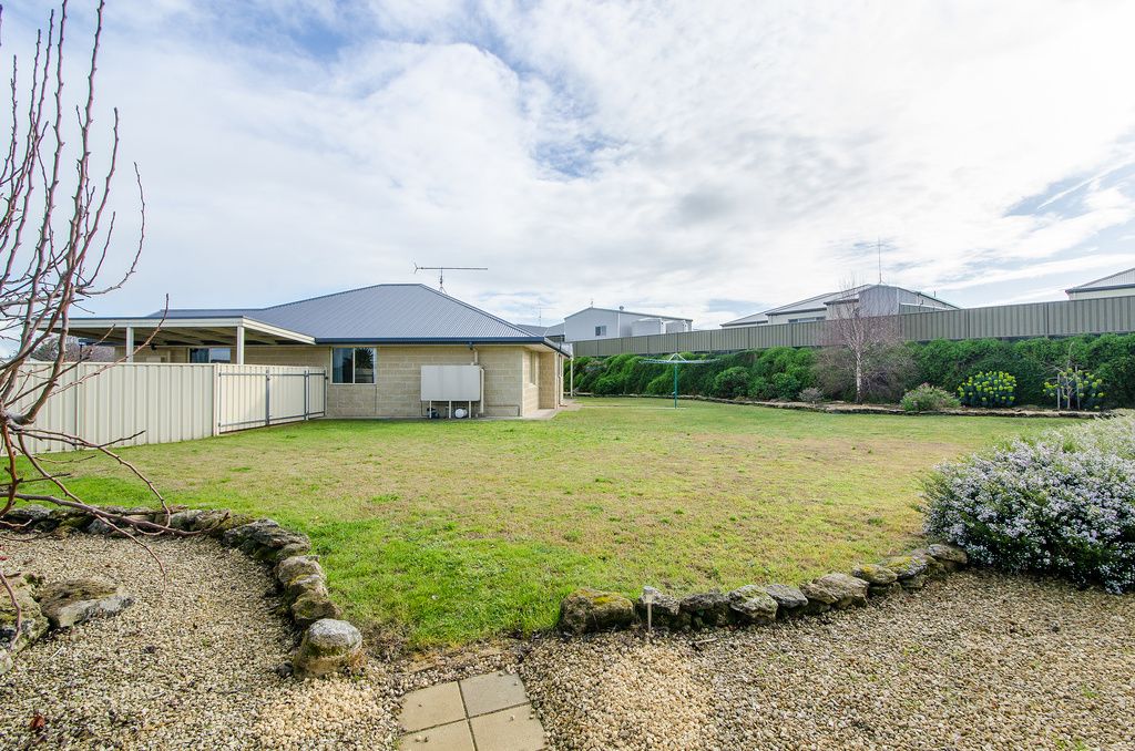 12 Gemstone Court, Mount Gambier