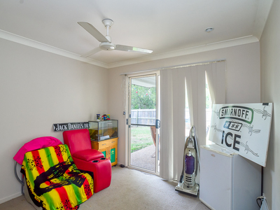 17 BRACKISH COURT, Toogoom