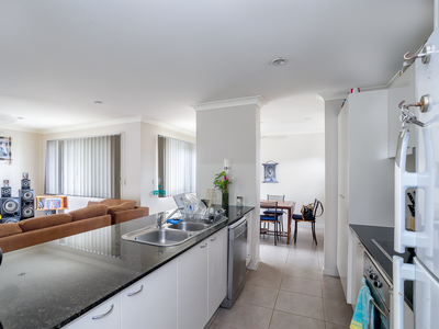17 BRACKISH COURT, Toogoom