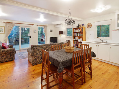 100 Douglas Road, Mount Macedon