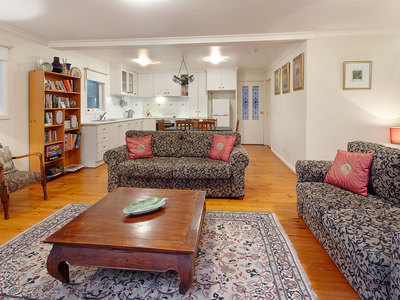 100 Douglas Road, Mount Macedon