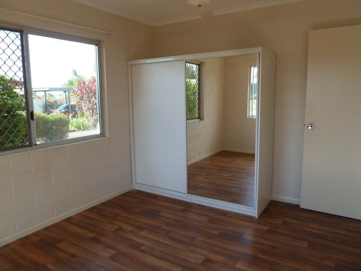 1 / 30 Hillview Circuit, Atherton