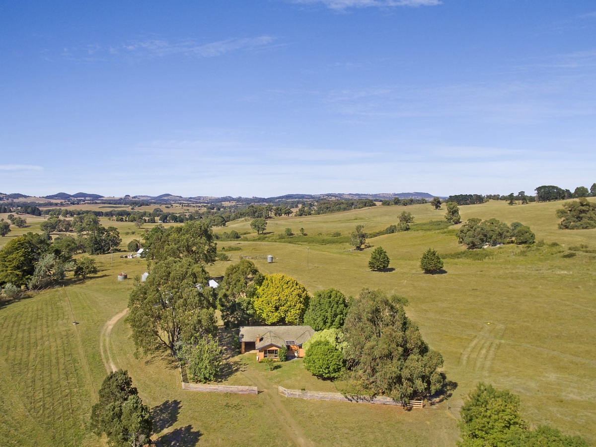 660 Creek Junction Road, Strathbogie