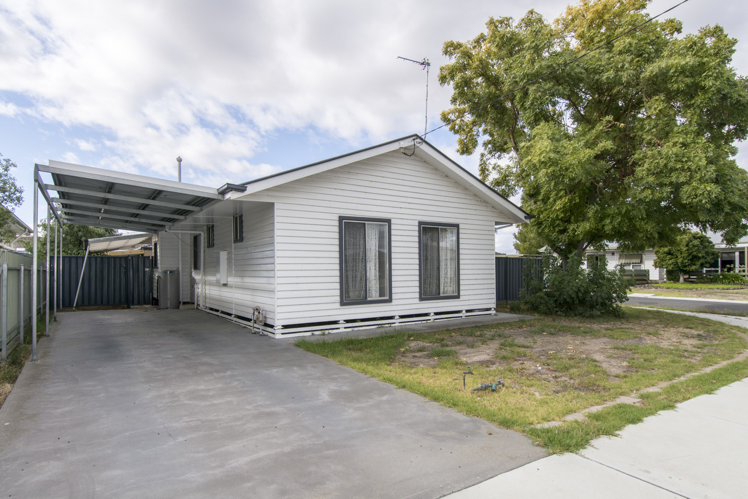 20B Iris Street, Horsham