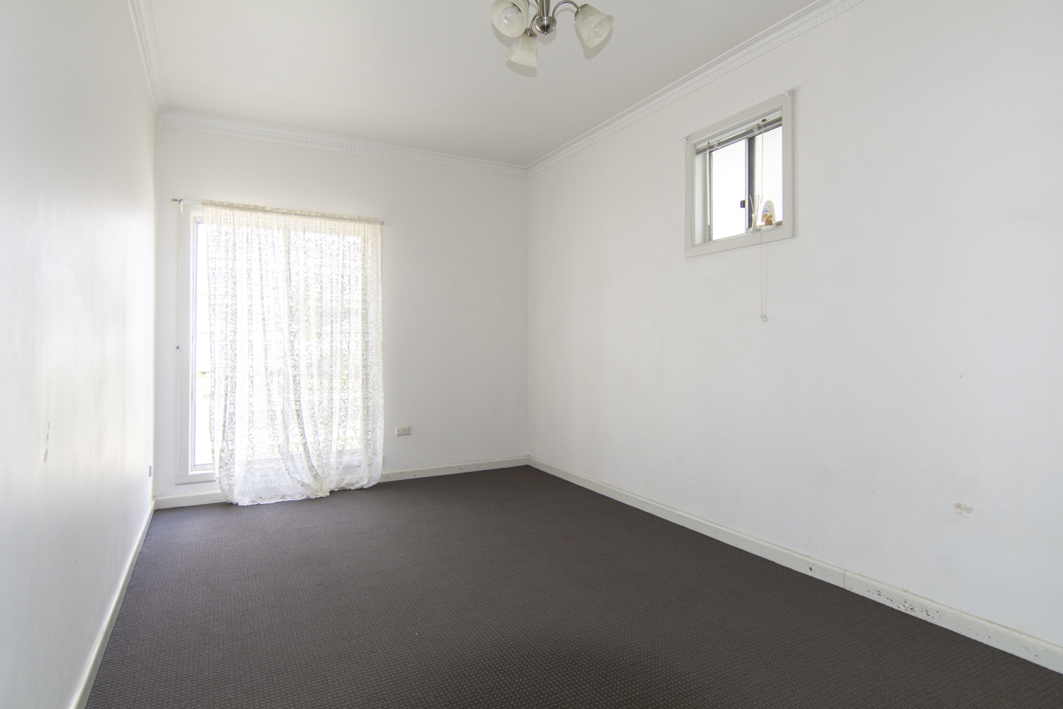 20B Iris Street, Horsham
