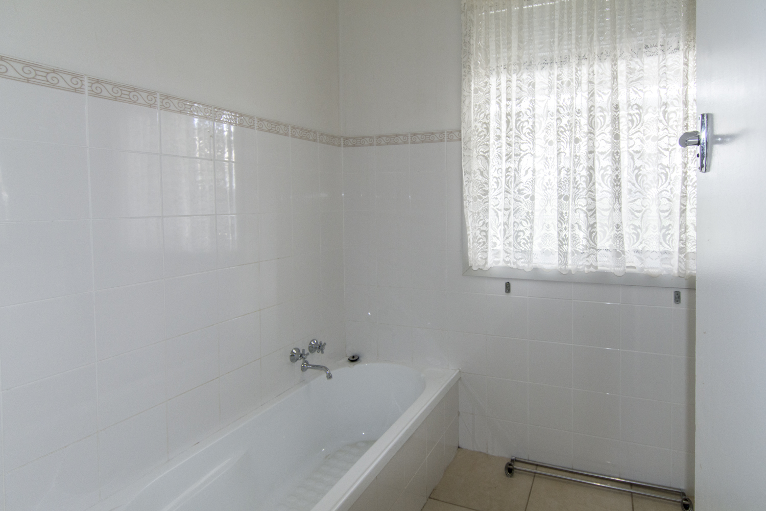 20B Iris Street, Horsham