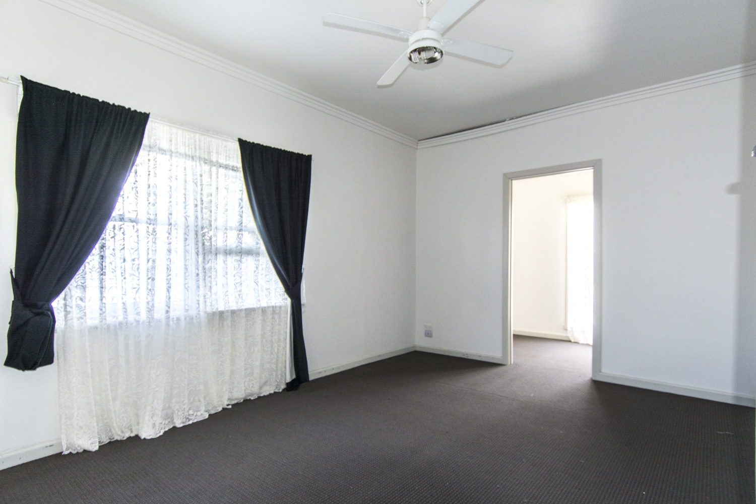 20B Iris Street, Horsham