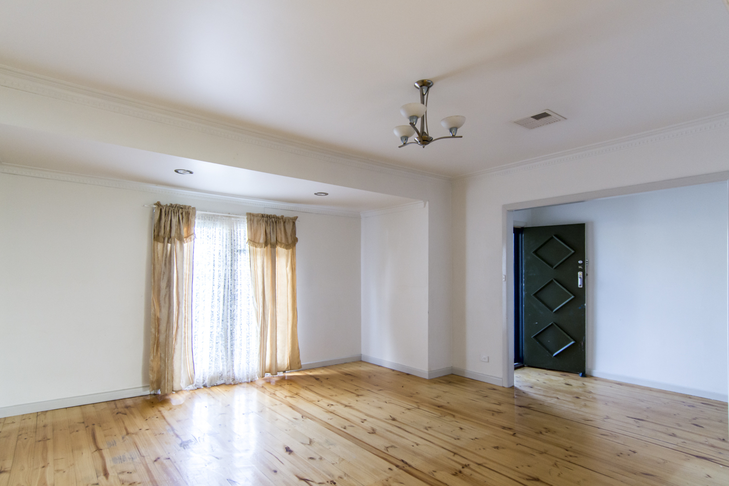 20B Iris Street, Horsham