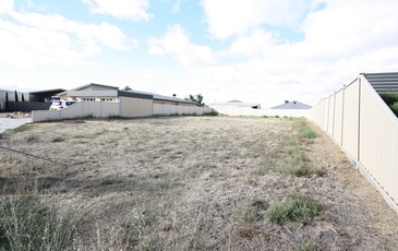 9 Hovey Court, Horsham