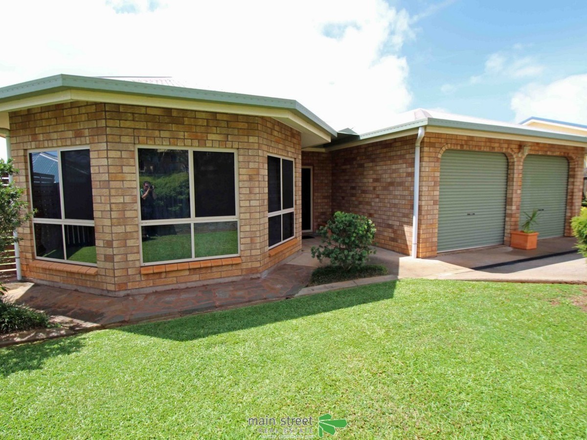13 Anthony Drive, Atherton