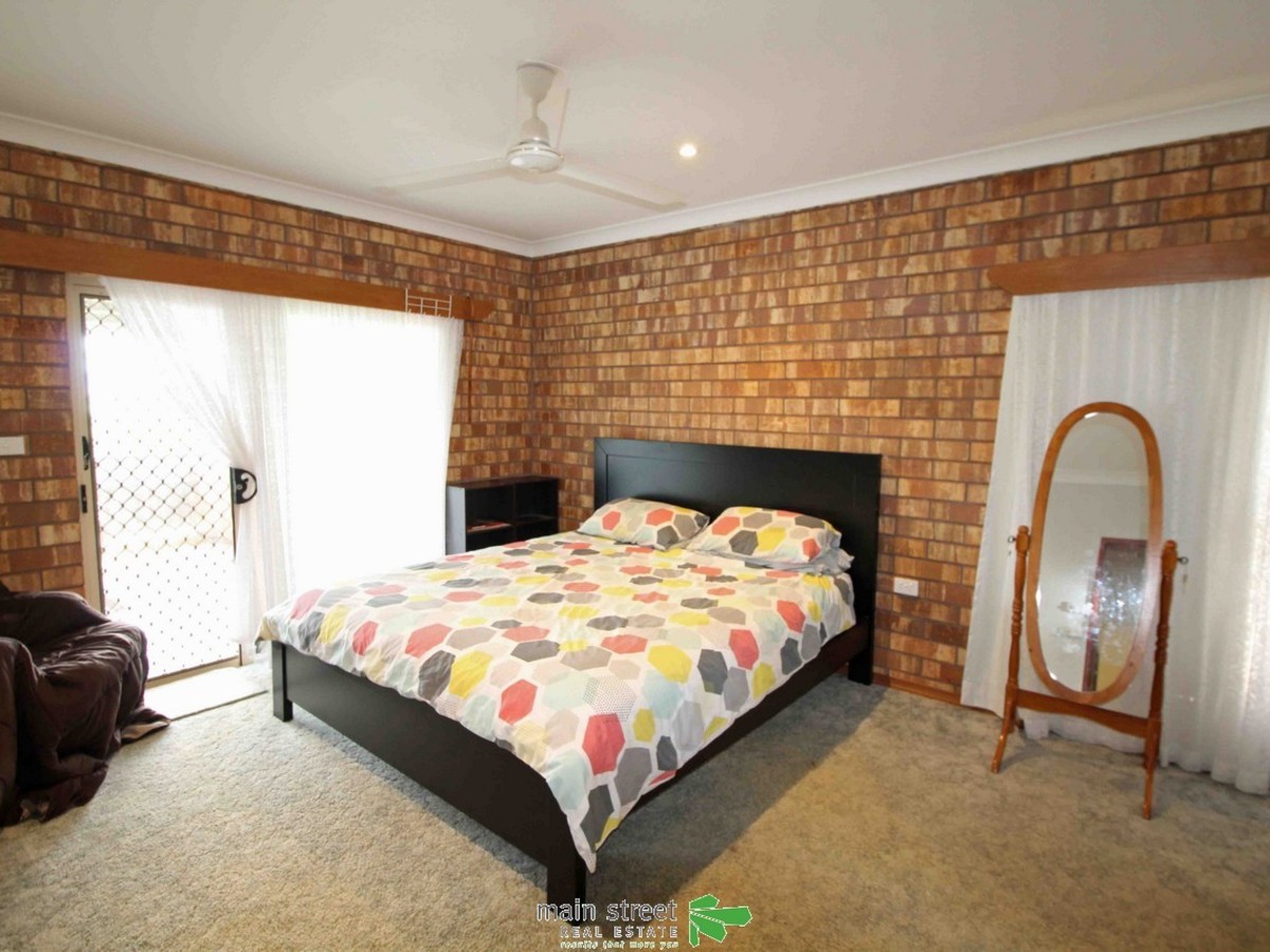 13 Anthony Drive, Atherton