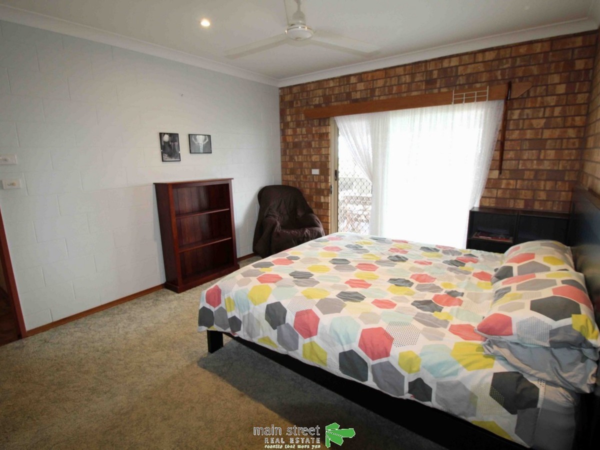 13 Anthony Drive, Atherton