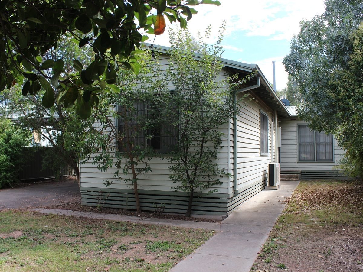 22 Russell Street, Benalla